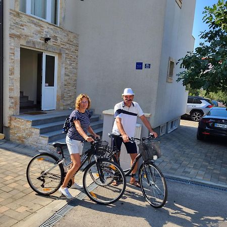 Apartmani Bepo Sveti Filip i Jakov Eksteriør bilde