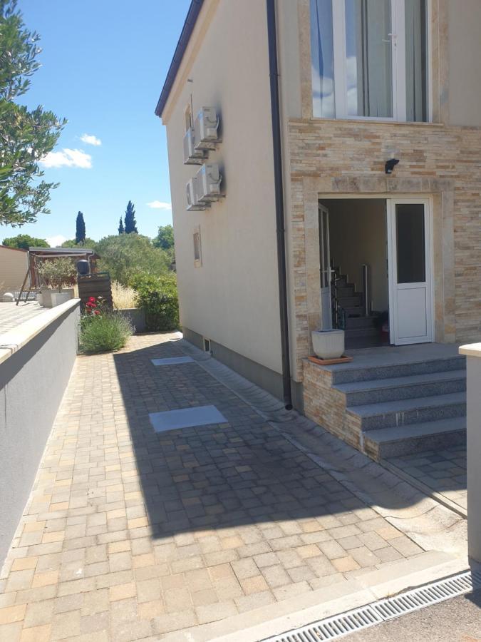 Apartmani Bepo Sveti Filip i Jakov Eksteriør bilde